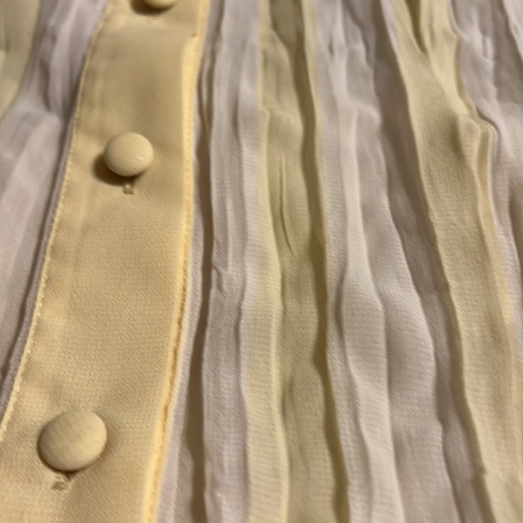 Clothing Company by Notations Vintage Long Sleeve Button Up, Yellow White | XL - Picture 7 of 16